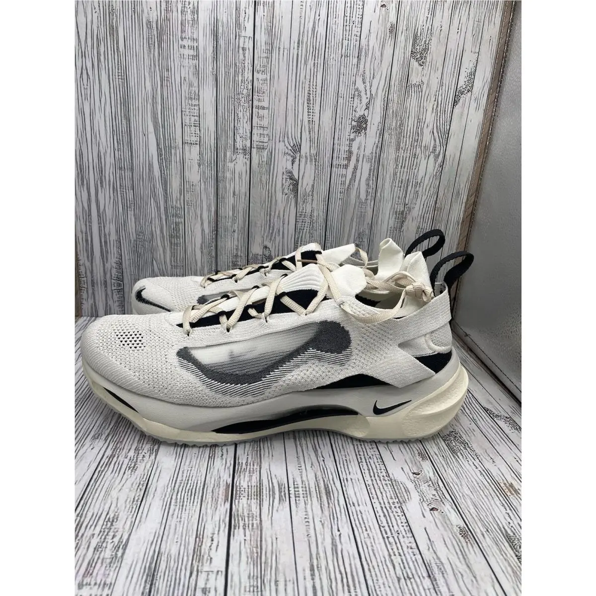 Nike shoes - DD1901001 - DD1901-001 - Platinum Tint (UPC: 0195866639911) 1