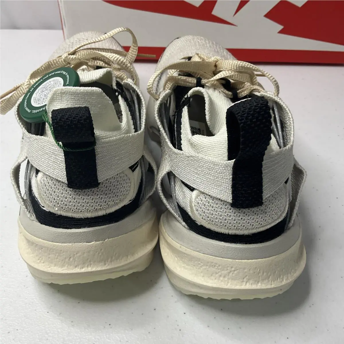 Nike shoes - DD1901001 - DD1901-001 - Platinum Tint (UPC: 0195866639911) 3