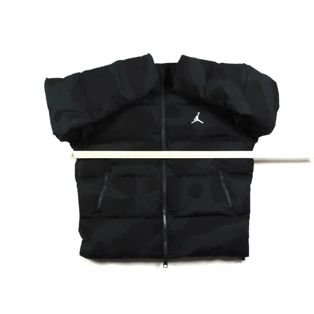 Nike clothing - Nike Air Jordan Flight Heritage Puffer Jacket - FB6988 045 - Black Camo & White (UPC: 196608167532) 0