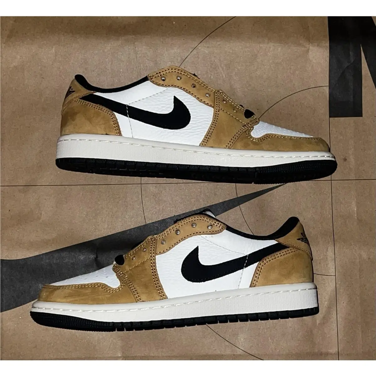 Nike shoes - Air Jordan 1 - Air - CZ0790-107 - Brown 2