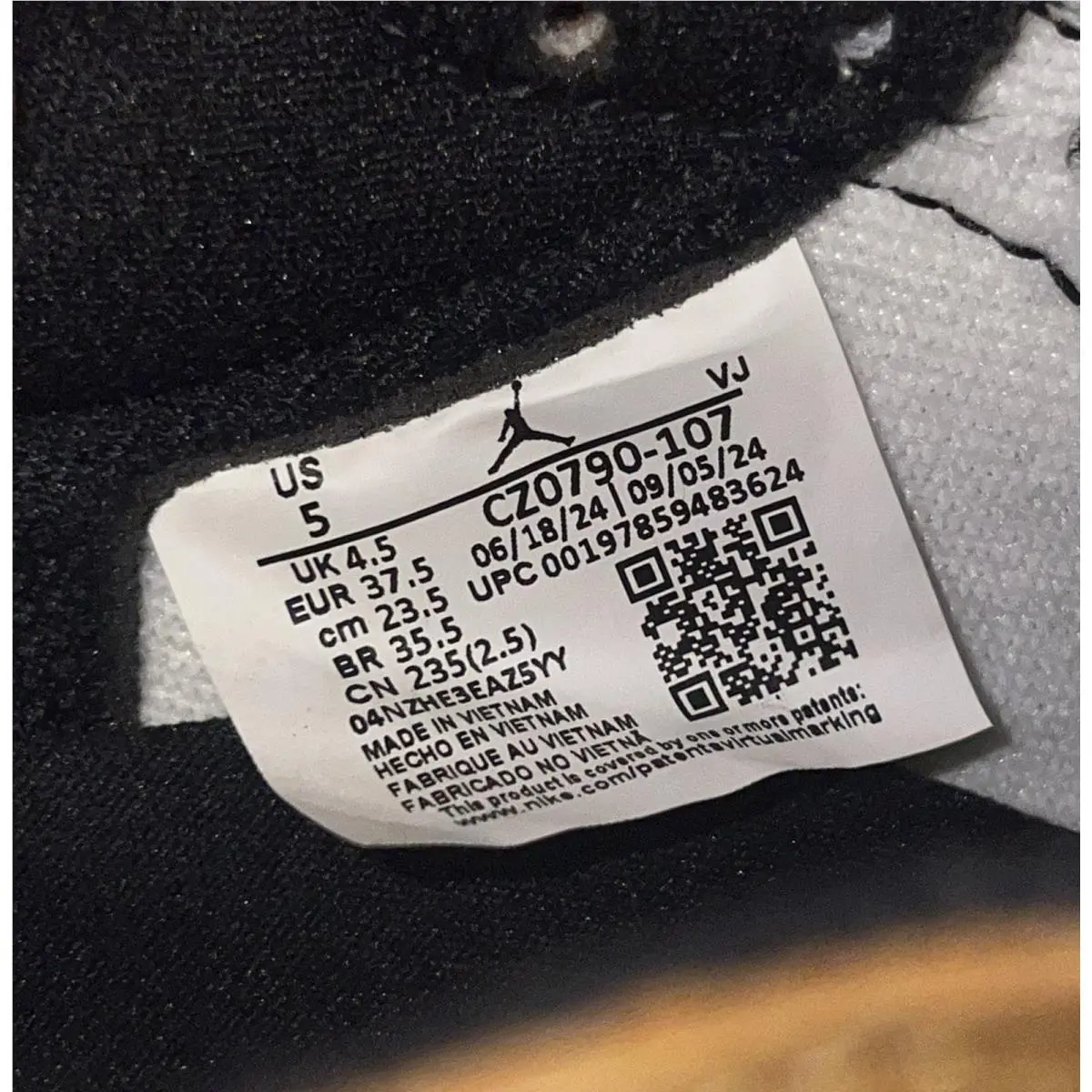 Nike shoes - Air Jordan 1 - Air - CZ0790-107 - Brown 6