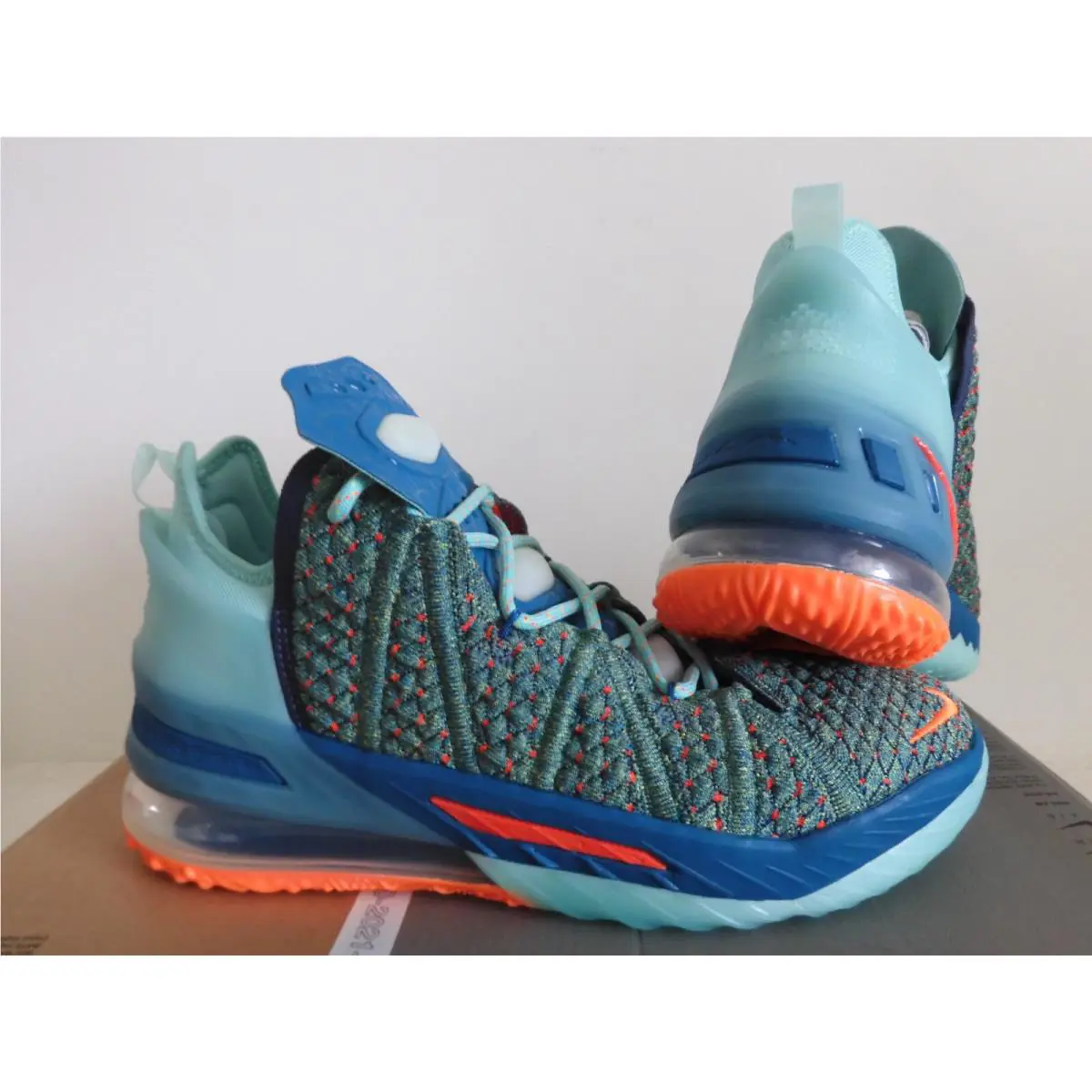 Nike shoes - Nike LeBron 18 - LeBron - CQ9283300 - Green (UPC: 194955667934) 0