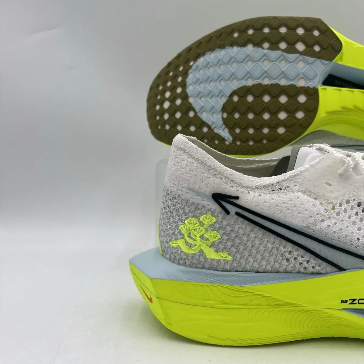 Nike shoes - Nike 3 - HQ3450-147 - Sail/Glacier Blue-volt (UPC: 197601894692) 0