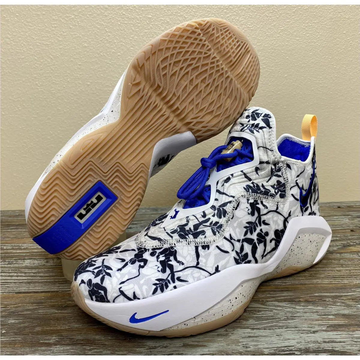 Nike shoes - Nike LeBron Soldier XIV - LeBron Soldier XIV - CK6024-004 - White 9