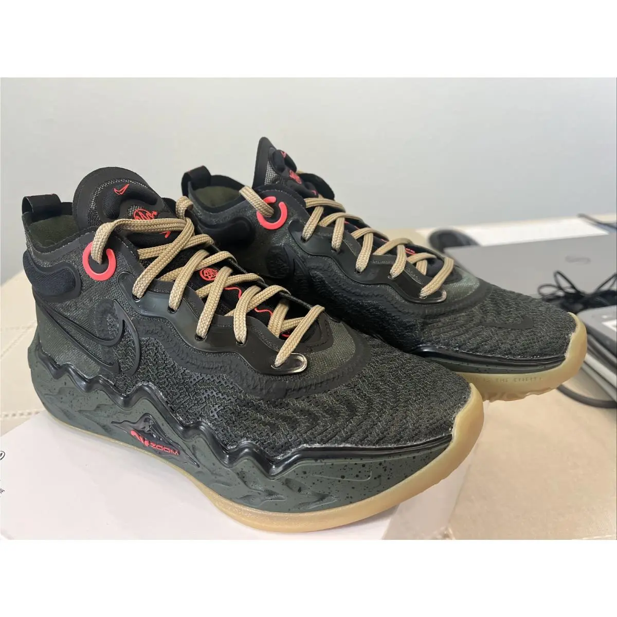 Nike shoes - Nike Air Zoom G.T. RUN - CZ0202 300 - Carbon Green/Black-Khaki 4