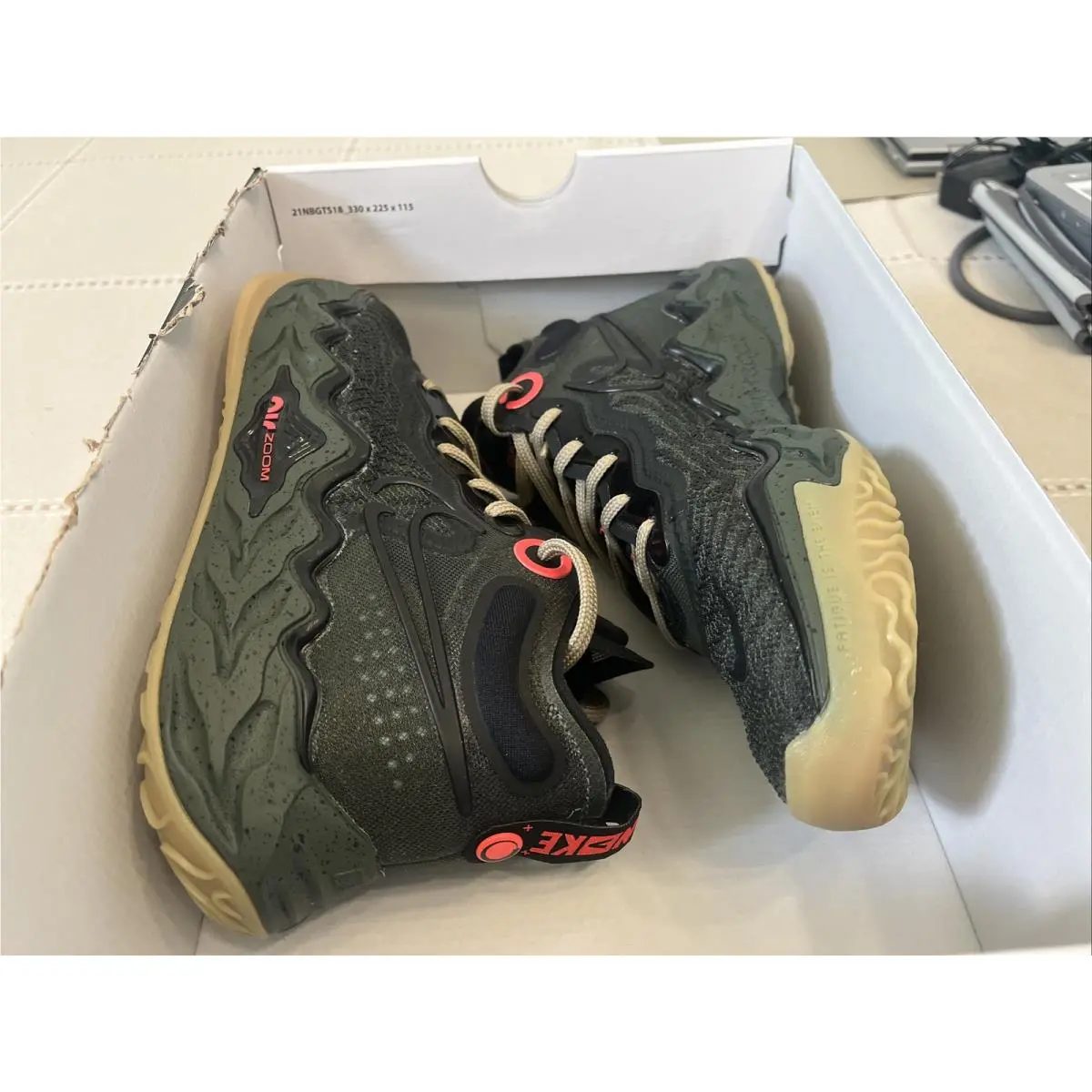 Nike shoes - Nike Air Zoom G.T. RUN - CZ0202 300 - Carbon Green/Black-Khaki 9