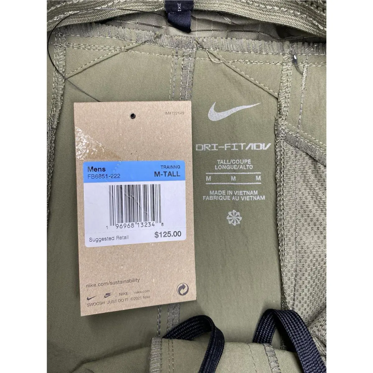 Nike clothing - Nike APS Men`s Dri-FIT ADV Woven Versatile Trousers - FB6851-222 - Green 2