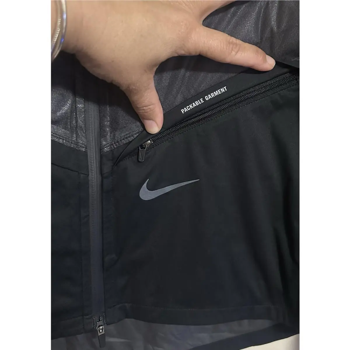 Nike clothing - Nike AeroLoft - AeroLoft - DD6419010 - Black 1