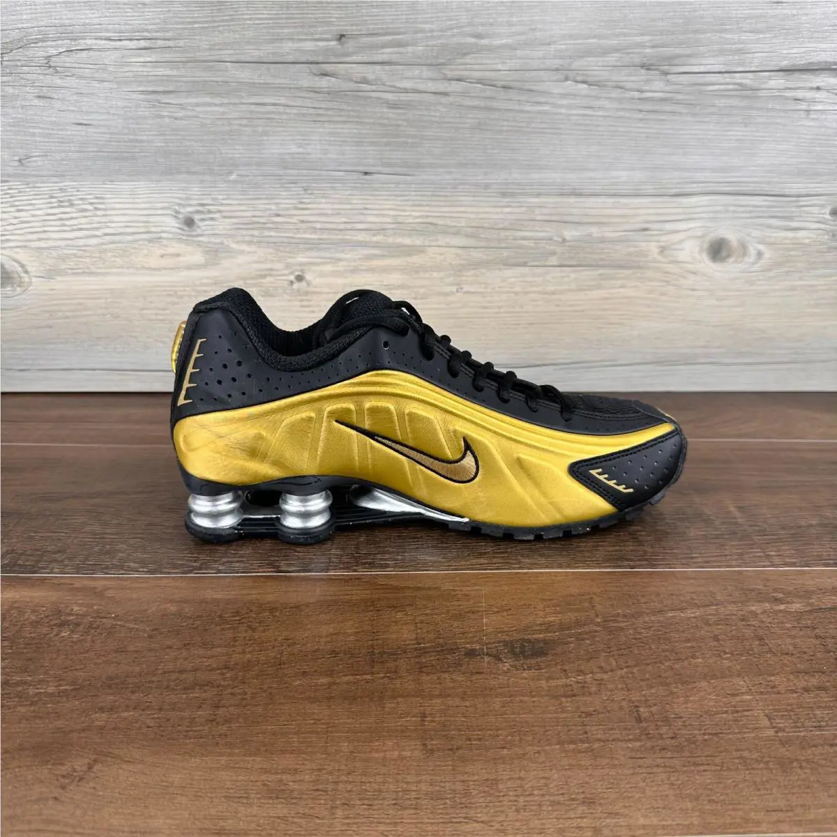 Nike shoes - Nike Shox R4 - Shox - AR3565-005 - Gold 4