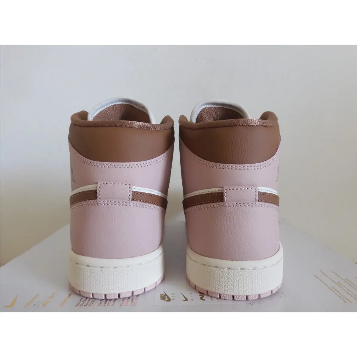 Nike shoes - Nike Air Jordan 1 - Air - BQ6472-620 - Pink (UPC: 197600696389) 3
