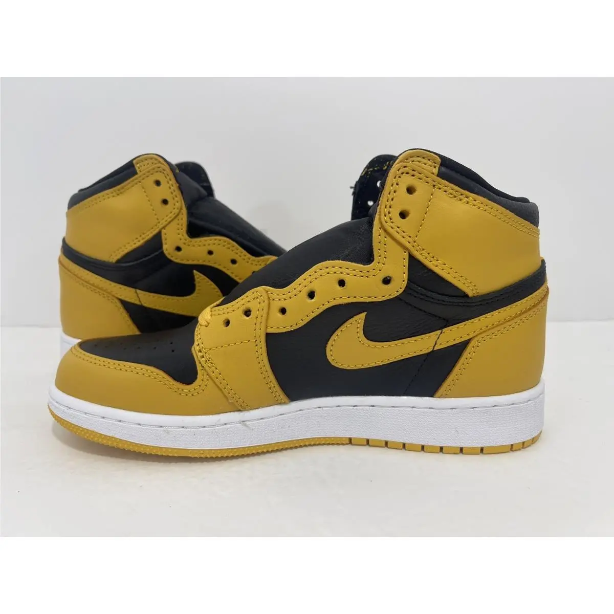 Nike shoes - Nike Air Jordan 1 - Air - 575441-711 - Yellow (UPC: 0196149164038) 2