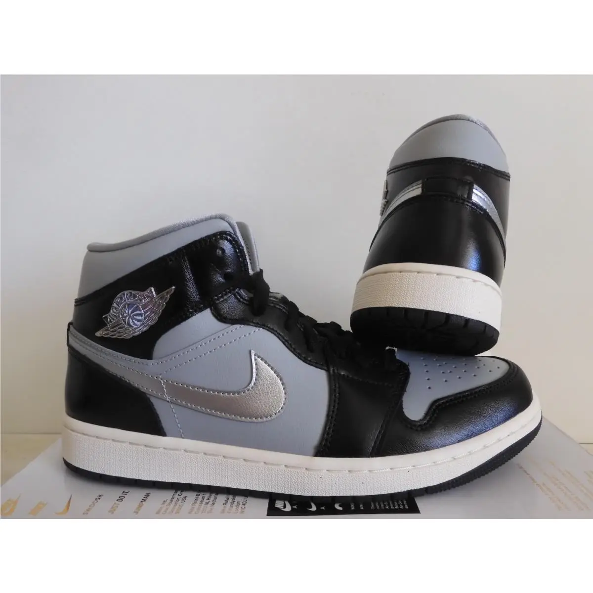 Nike shoes - Air Jordan 1 Mid SE - FB9892002 - Silver (UPC: 196969071431) 1