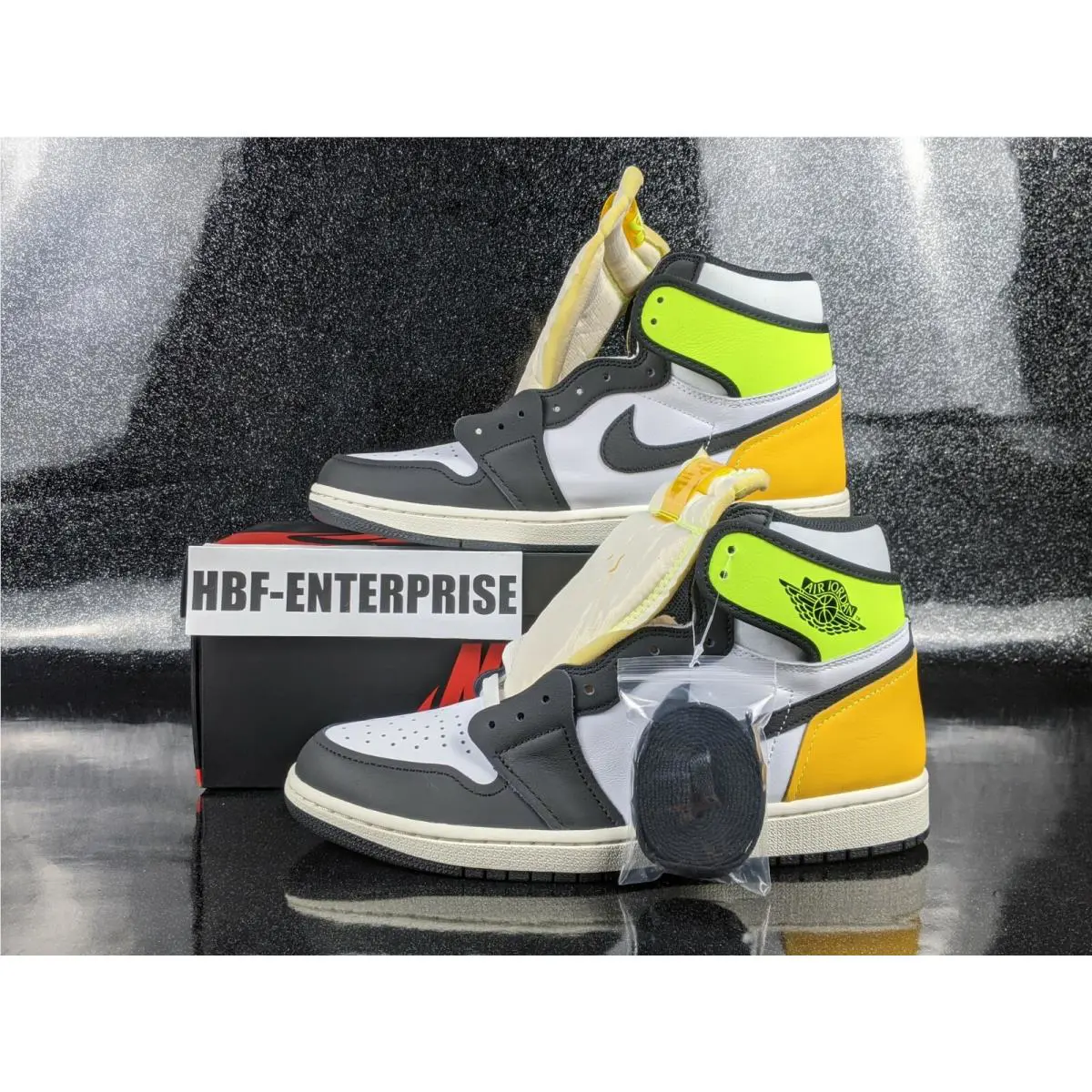 Nike shoes - Jordan 1 - 555088-118 - VOLT GOLD BLACK 0