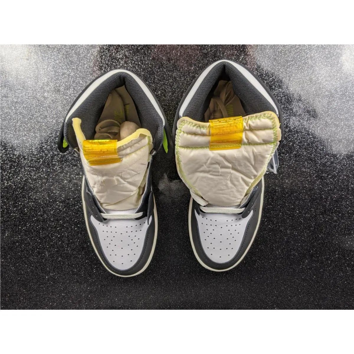 Nike shoes - Jordan 1 - 555088-118 - VOLT GOLD BLACK 5