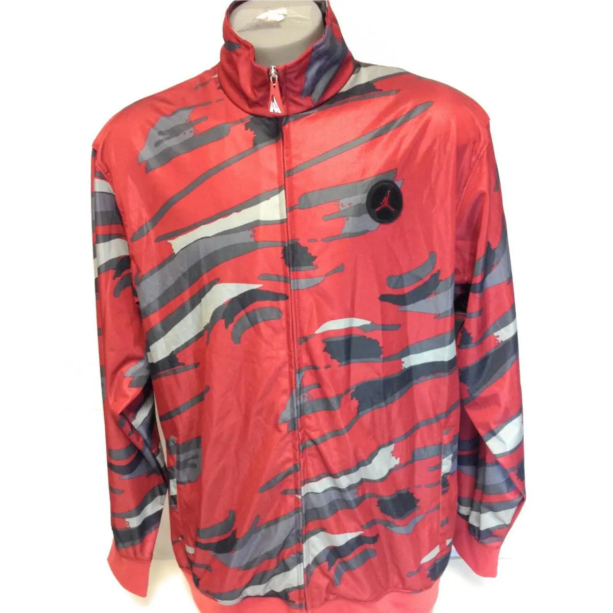 Nike clothing - 2007 228570 648 - Red 2