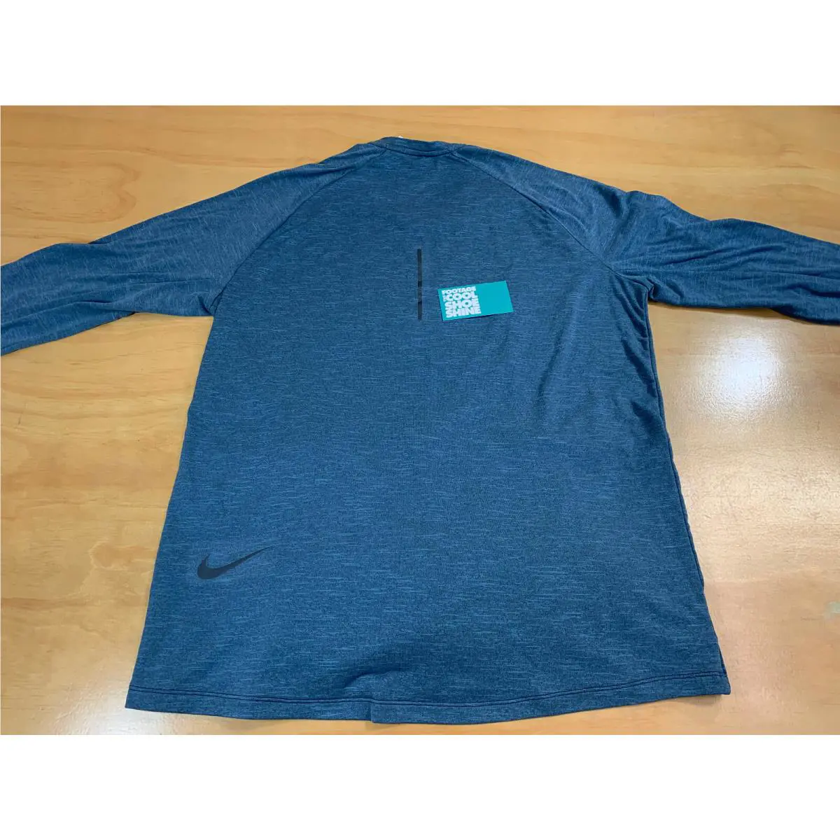 Nike clothing - Blue (UPC: 886915260902) 6