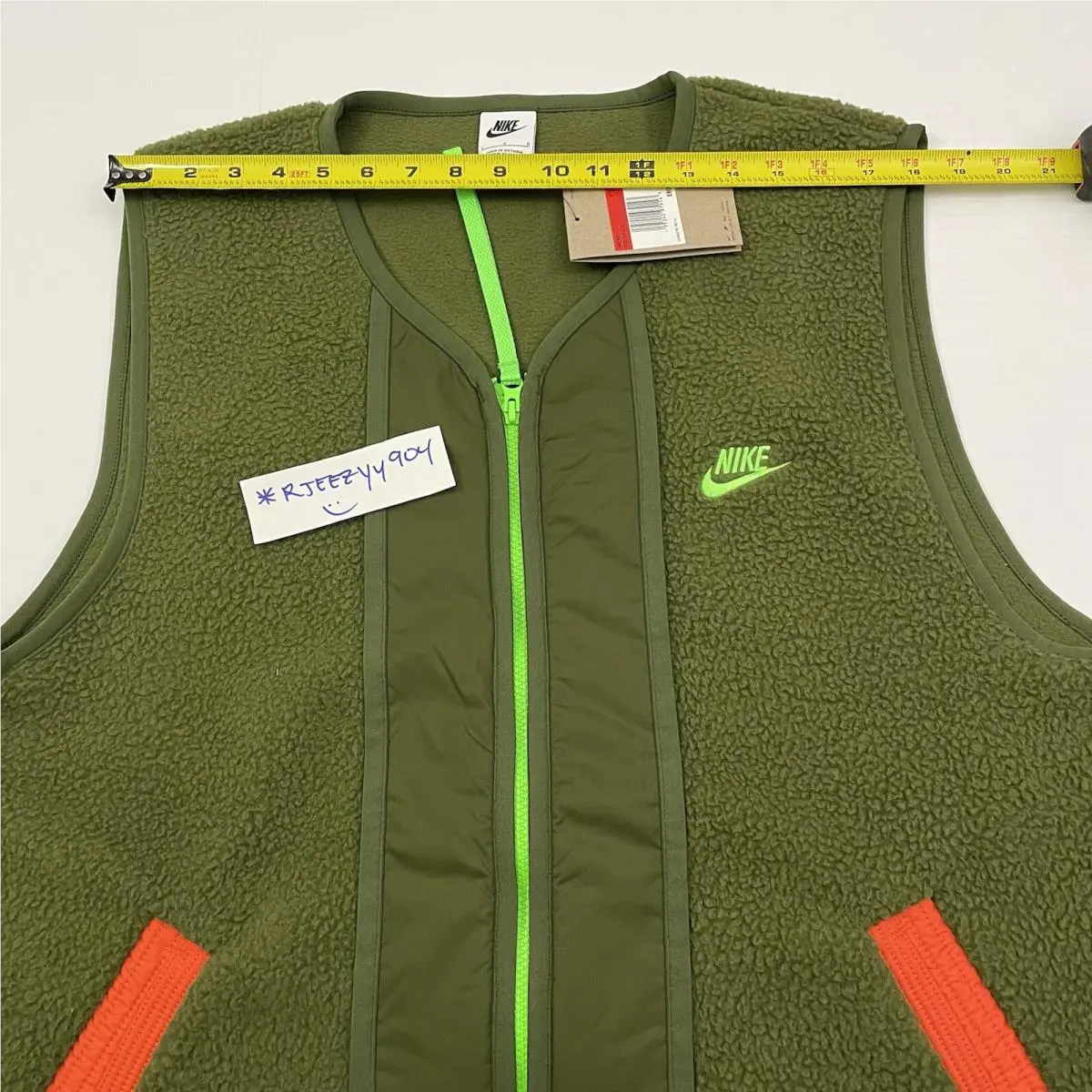 Nike clothing - DD5025 - DD5025-326 - Green 9