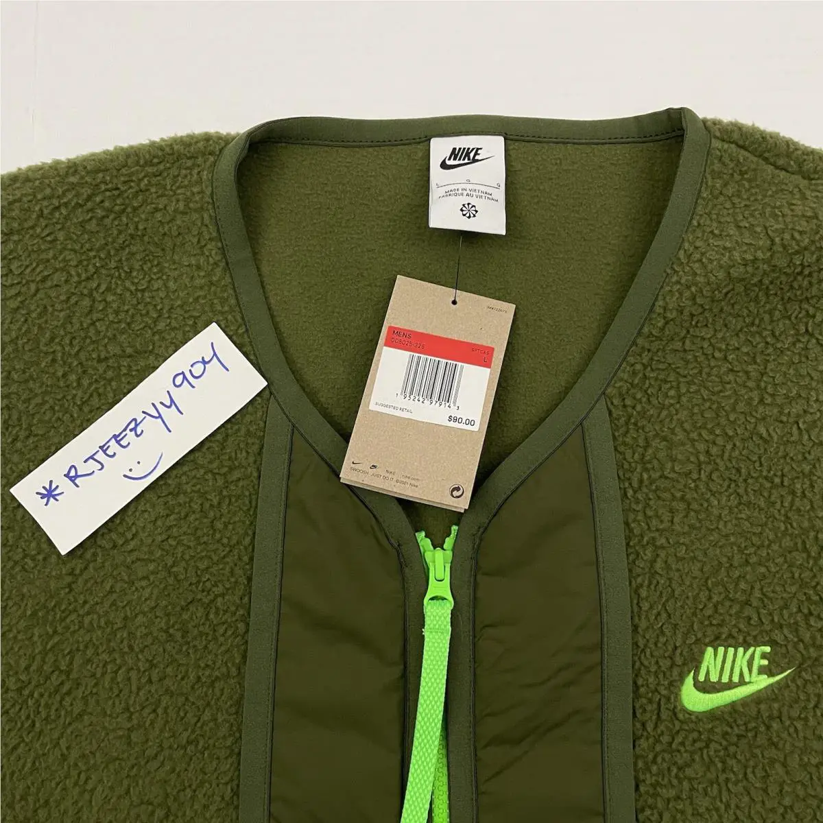 Nike clothing - DD5025 - DD5025-326 - Green 3