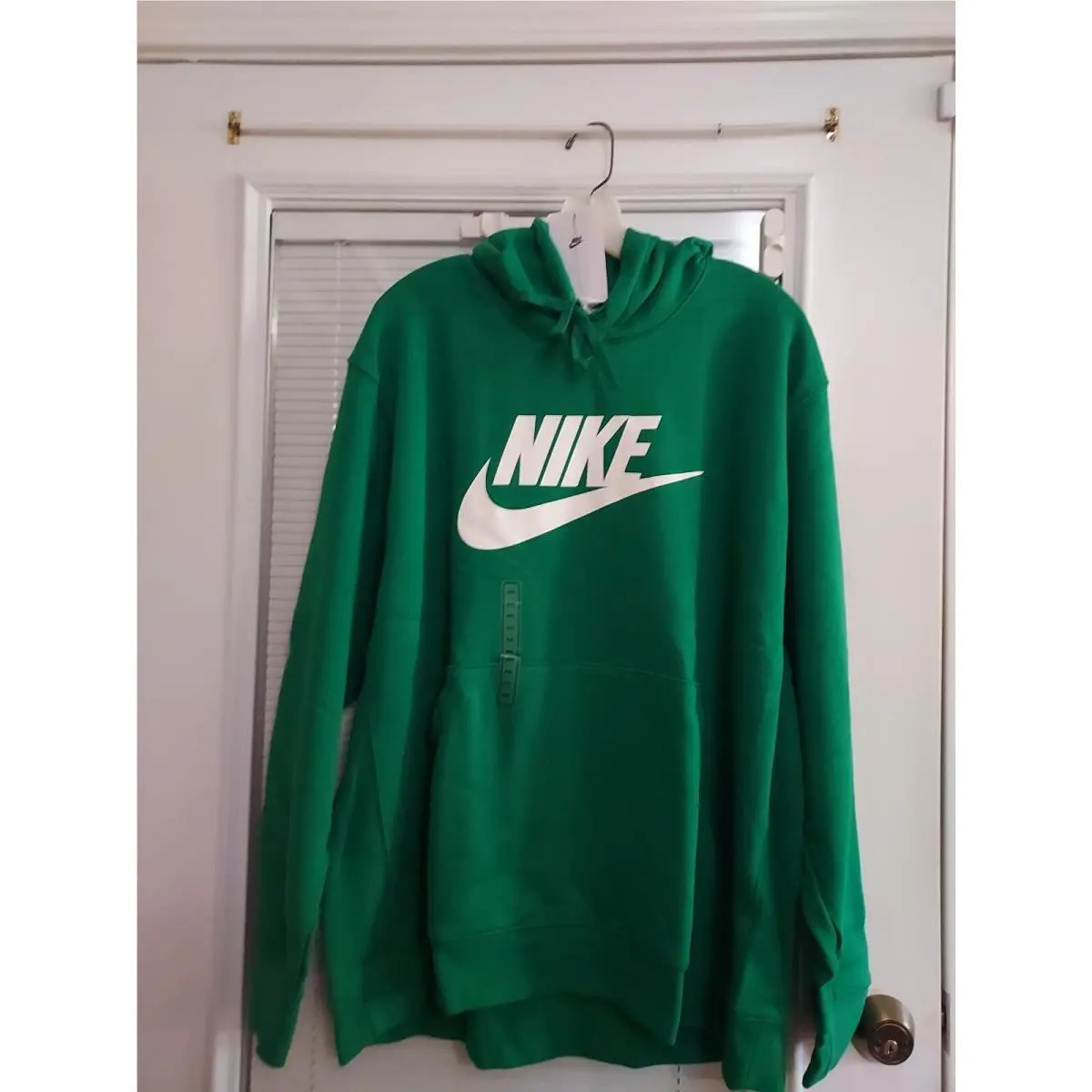 Nike clothing - Green 1