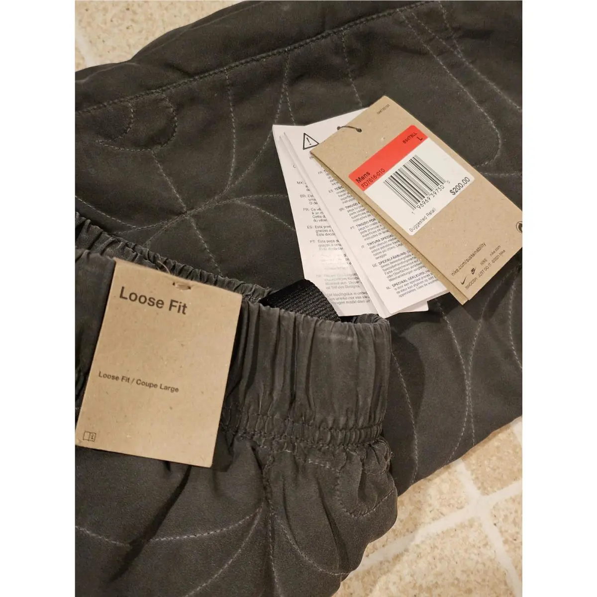 Nike clothing - FD7616010 - FD7616010 - Gray (UPC: 0196969397500) 3