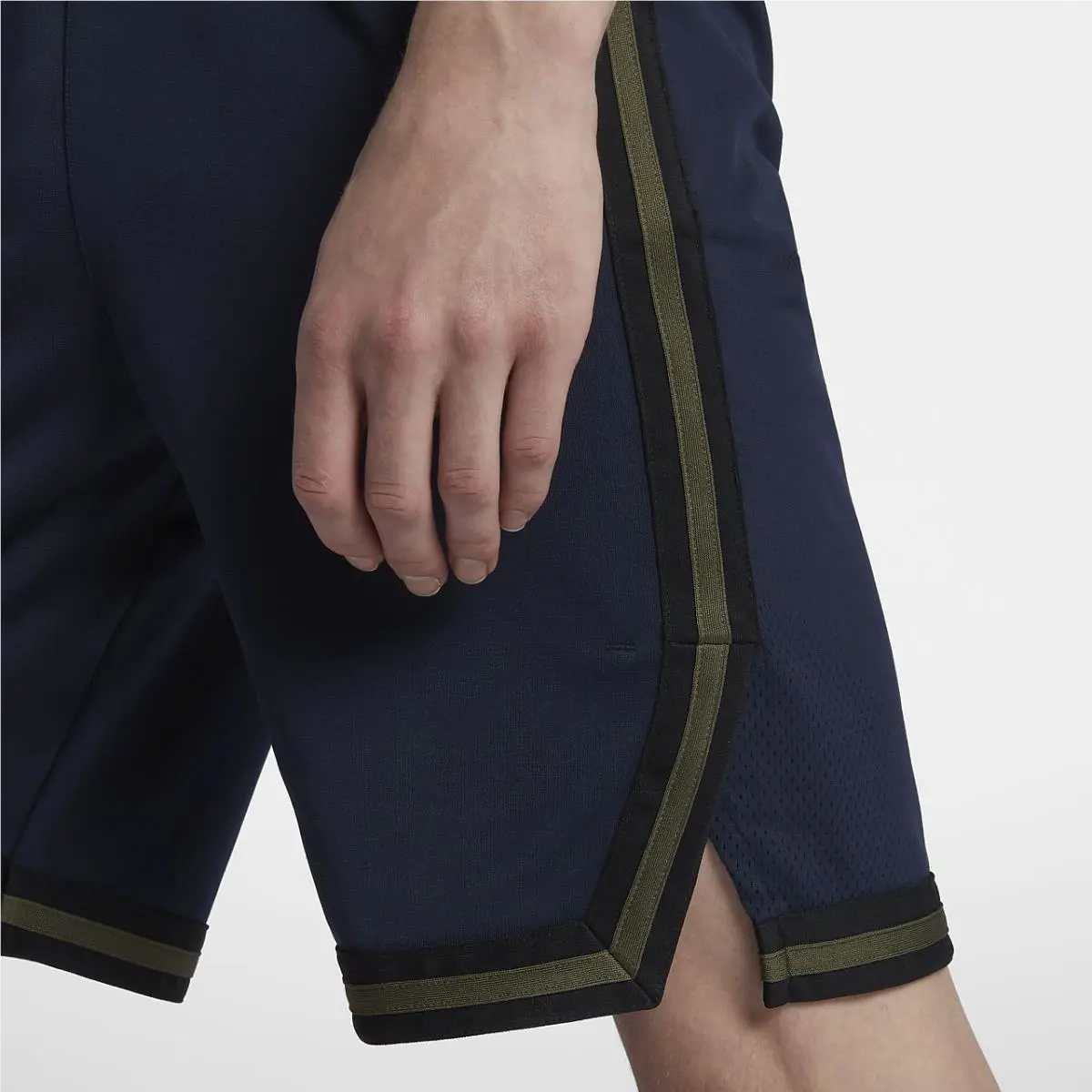 Nike clothing - Blue (UPC: 888412327751) 1