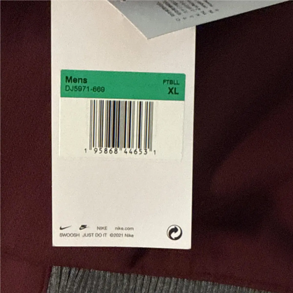 Nike clothing - DJ5971-669 - DJ5971-669 - Bordeaux 4
