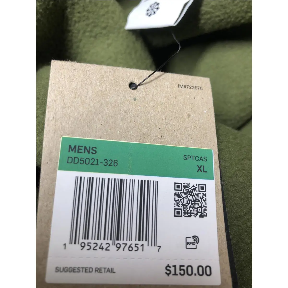 Nike clothing - Sportswear - Sportswear - Green (UPC: 195242976432) 9