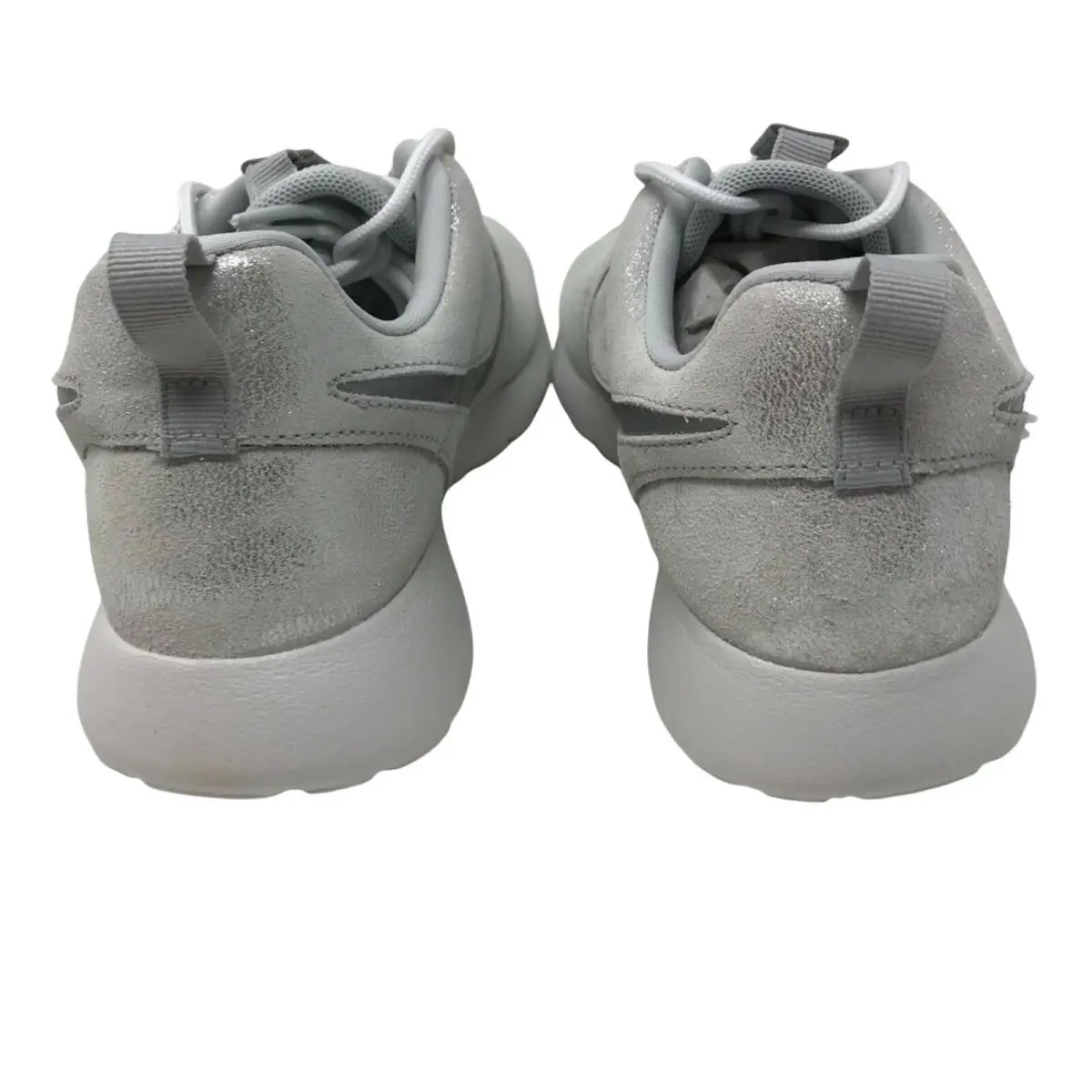 Nike shoes - Metallic Platinum (UPC: 191887673071) 1