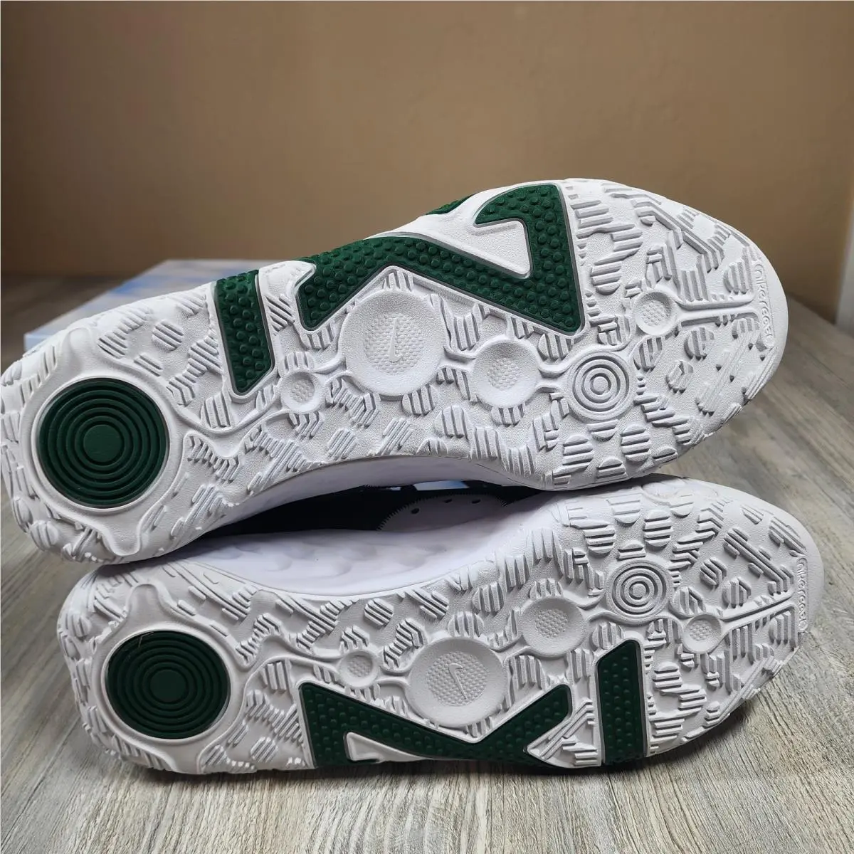 Nike shoes - Nike PG 6 - DX6654-300 - Green 4