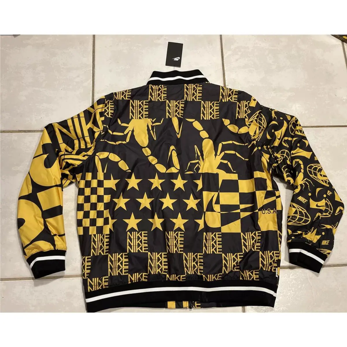 Nike clothing - Nike AR1632 741 - Yellow 0