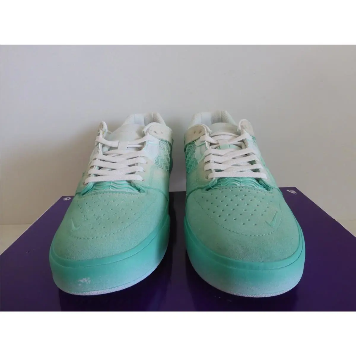 Nike shoes - Nike SB Ishod Wair - Ishod Wair - DO9400-300 - Green (UPC: 196148837315) 1