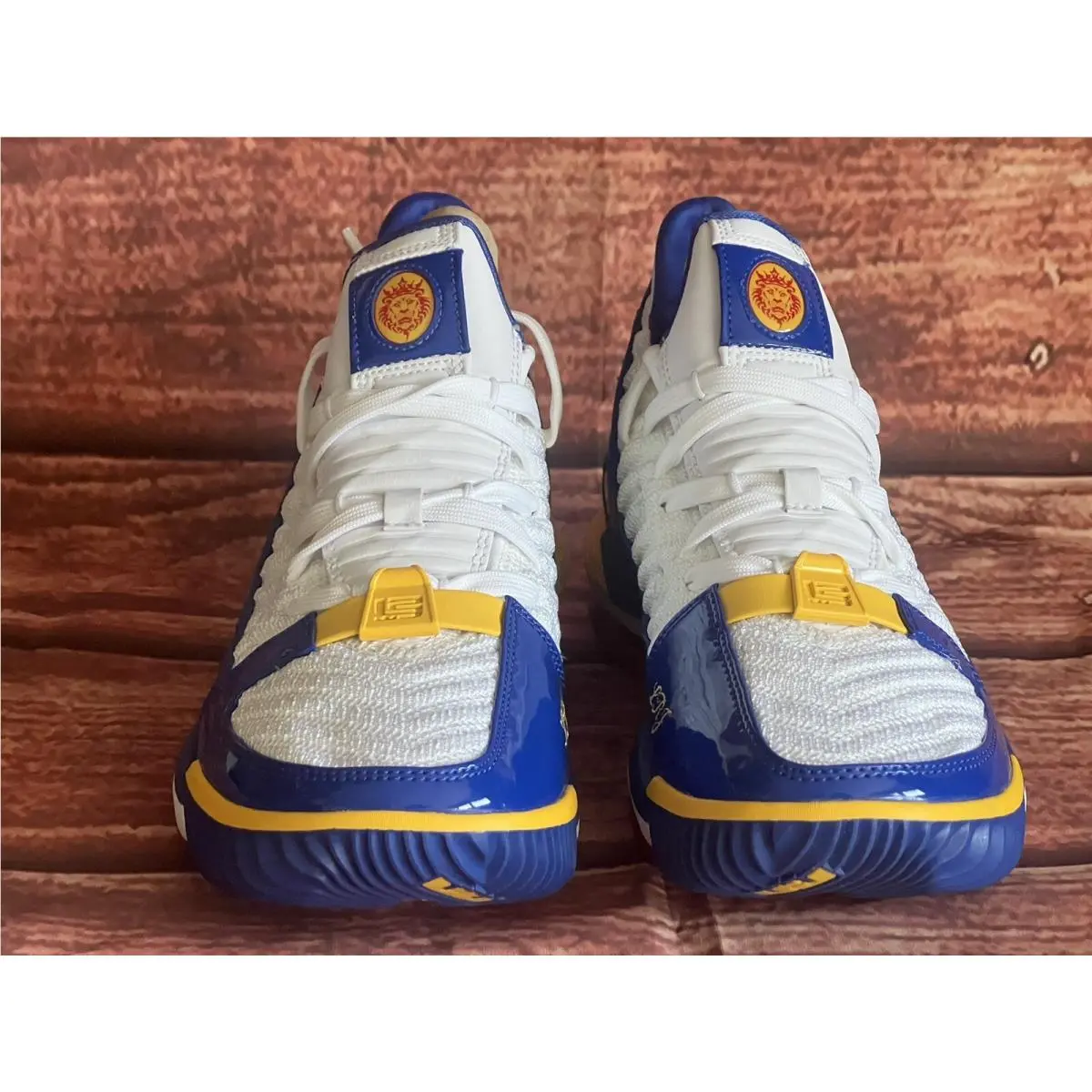 Nike shoes - Nike LeBron 16 - LeBron - CD2451-100 - White/BLUE RED, Manufacturer: WHITE/VERSAT RED 1