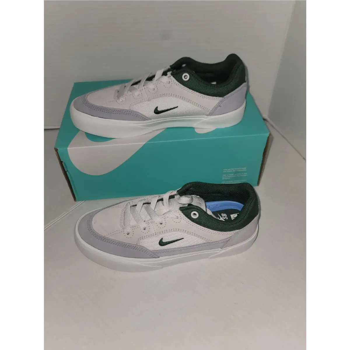 Nike shoes - Malor - Malor - FV6064-002 - Tint/Wolf Grey 0
