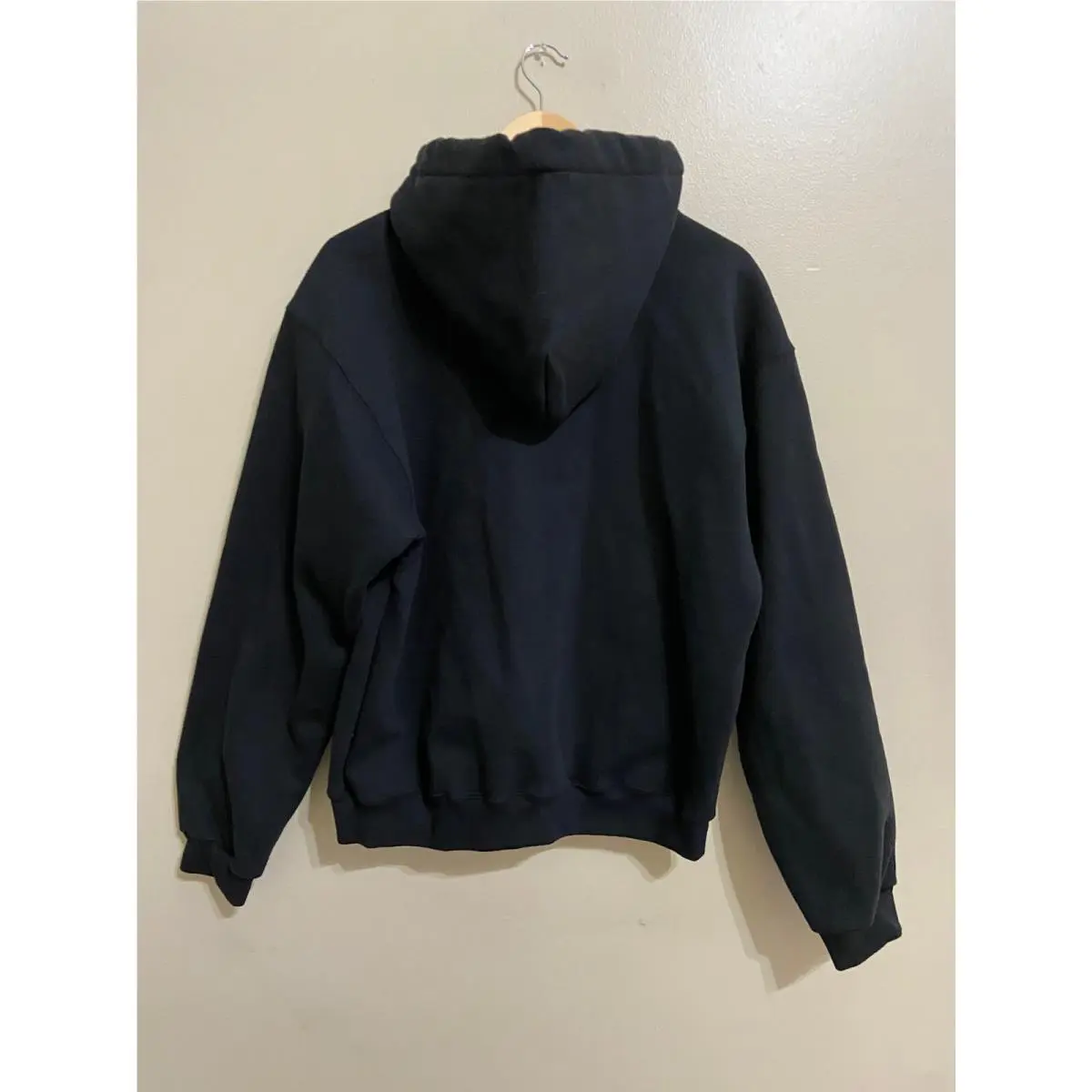 Nike clothing - Black (UPC: 195238800307) 4