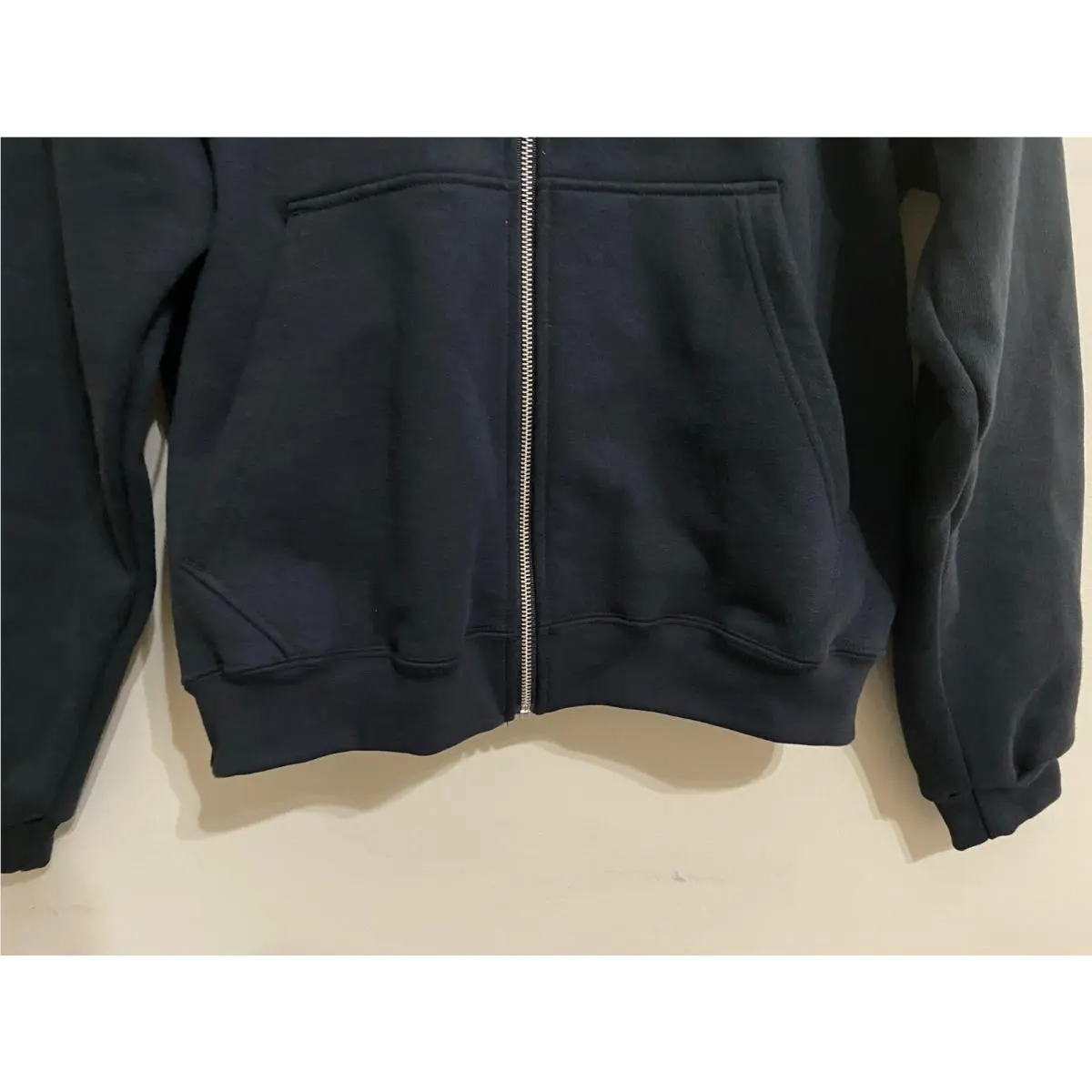 Nike clothing - Black (UPC: 195238800307) 3