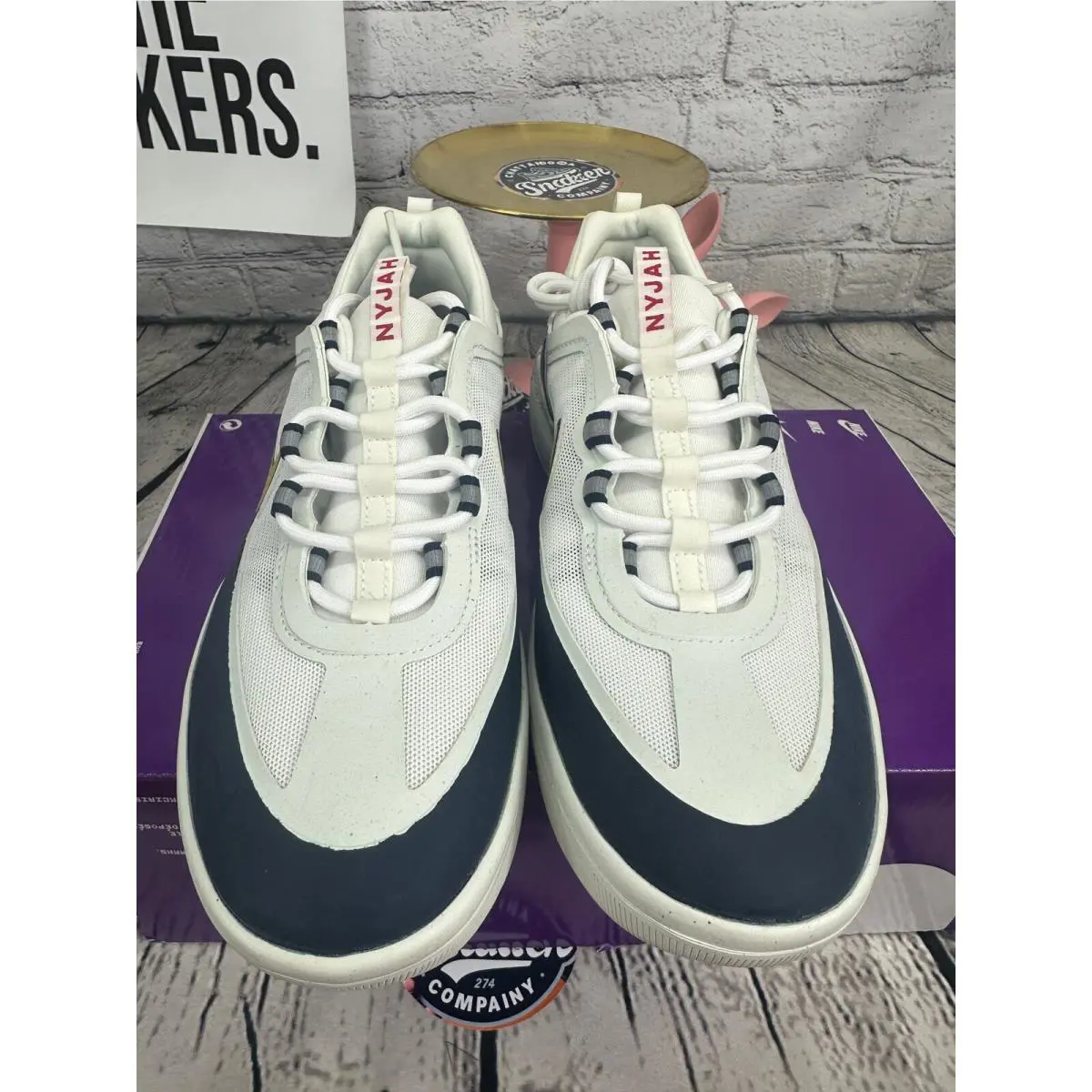 Nike shoes - Gold 0
