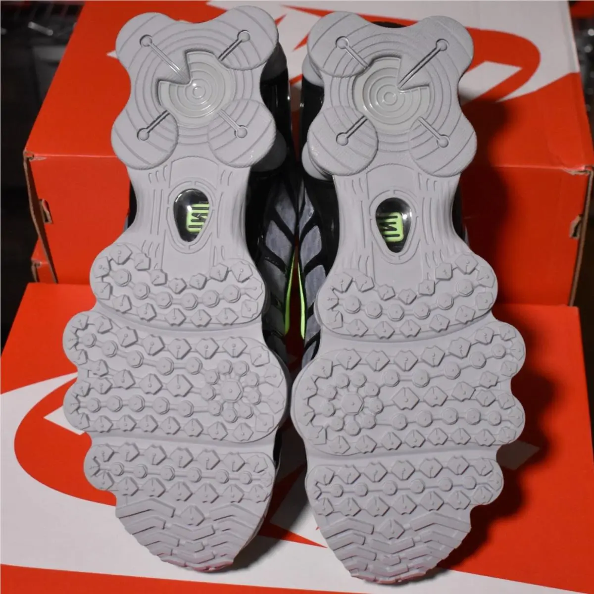 Nike shoes - Nike Shox TL - Shox - AV3595-005 - Gray 5