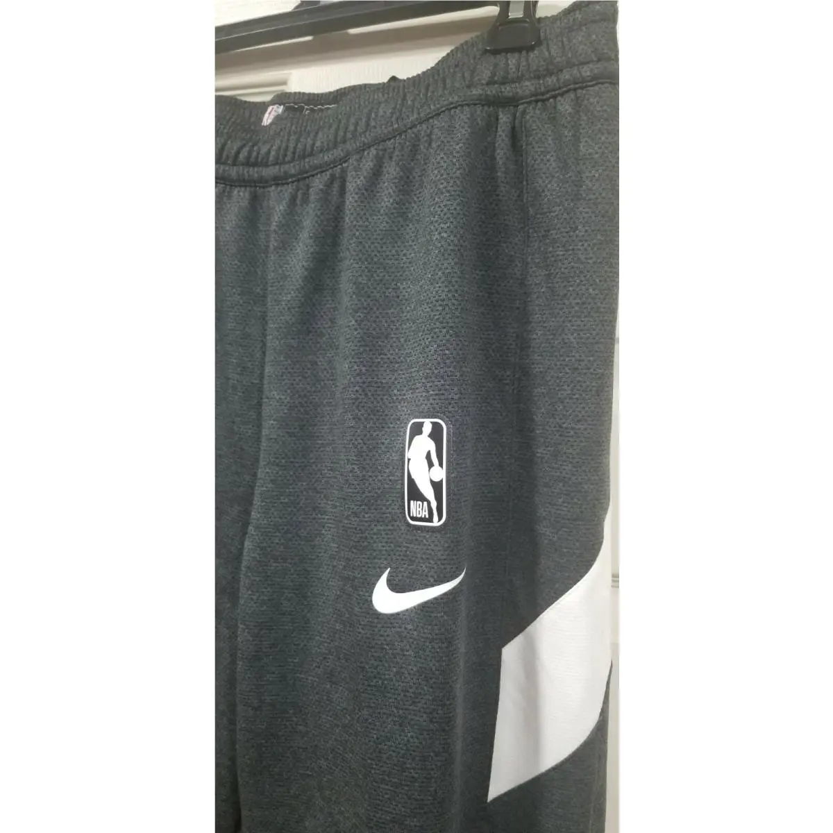 Nike clothing - Gray (UPC: 0192502308873) 1