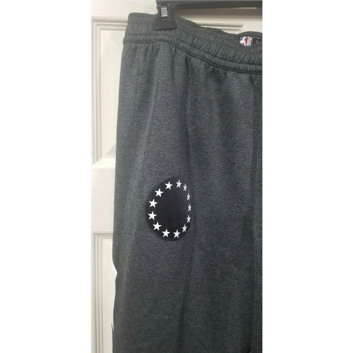 Nike clothing - Gray (UPC: 0192502308873) 2