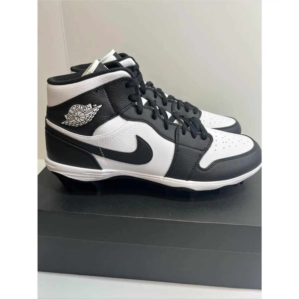 Air Jordan 1 Mid TD Football Cleats FJ6805-100 Mens Sz 12 Panda White Black by Nike