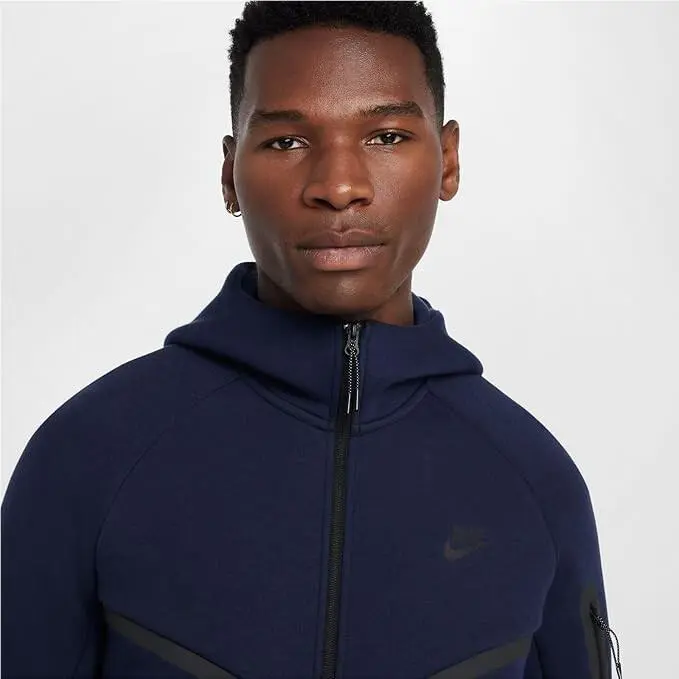 Nike clothing - Blue (UPC: 197602905731) 1