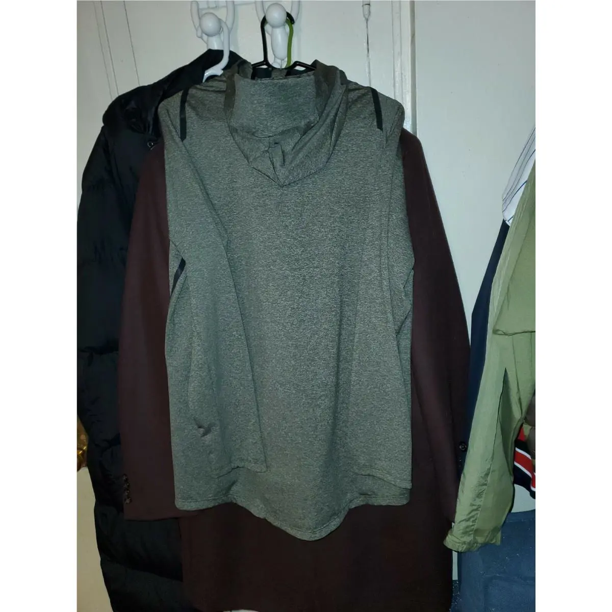 Nike clothing - Olive Canvas/Black 8