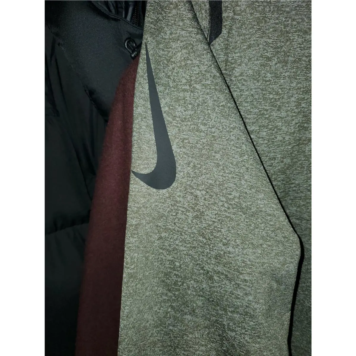 Nike clothing - Olive Canvas/Black 7