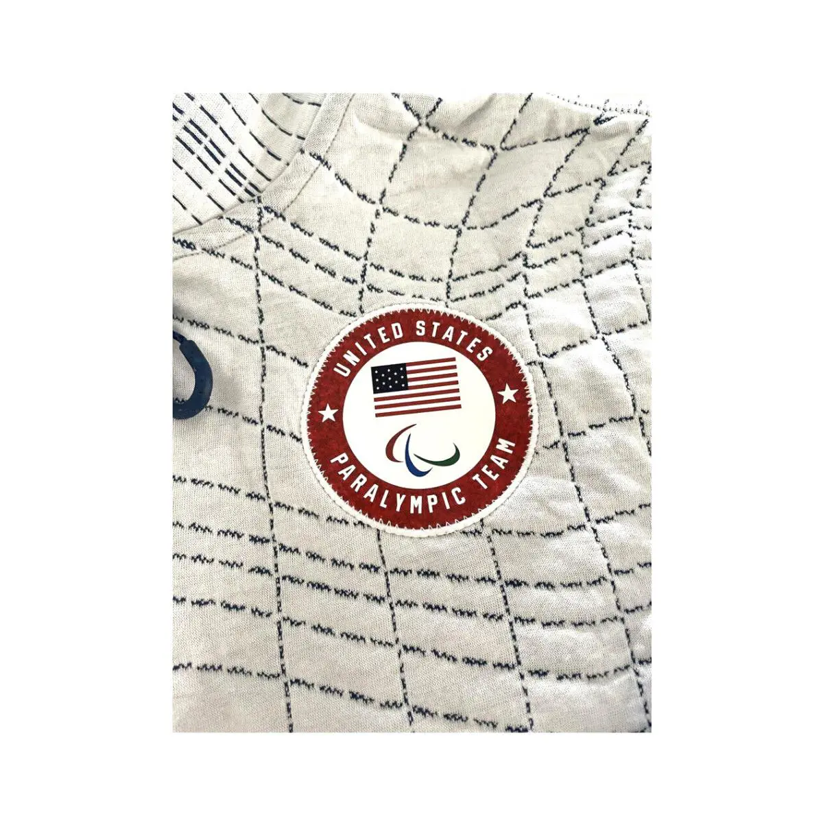 Nike clothing - White (UPC: 195242534755) 2