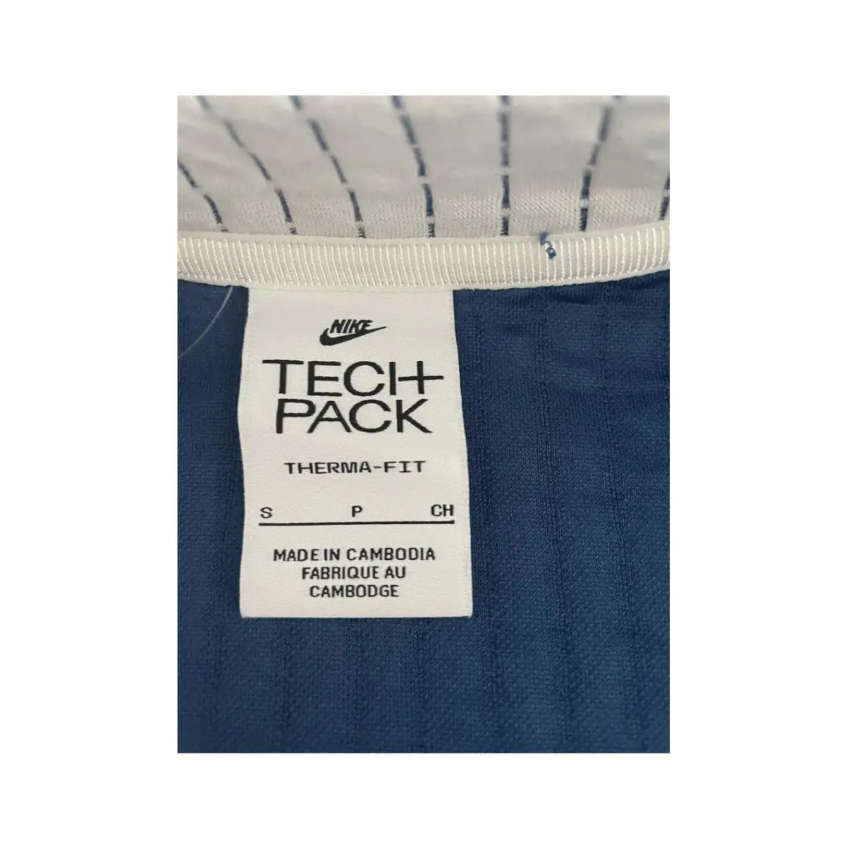 Nike clothing - White (UPC: 195242534755) 3