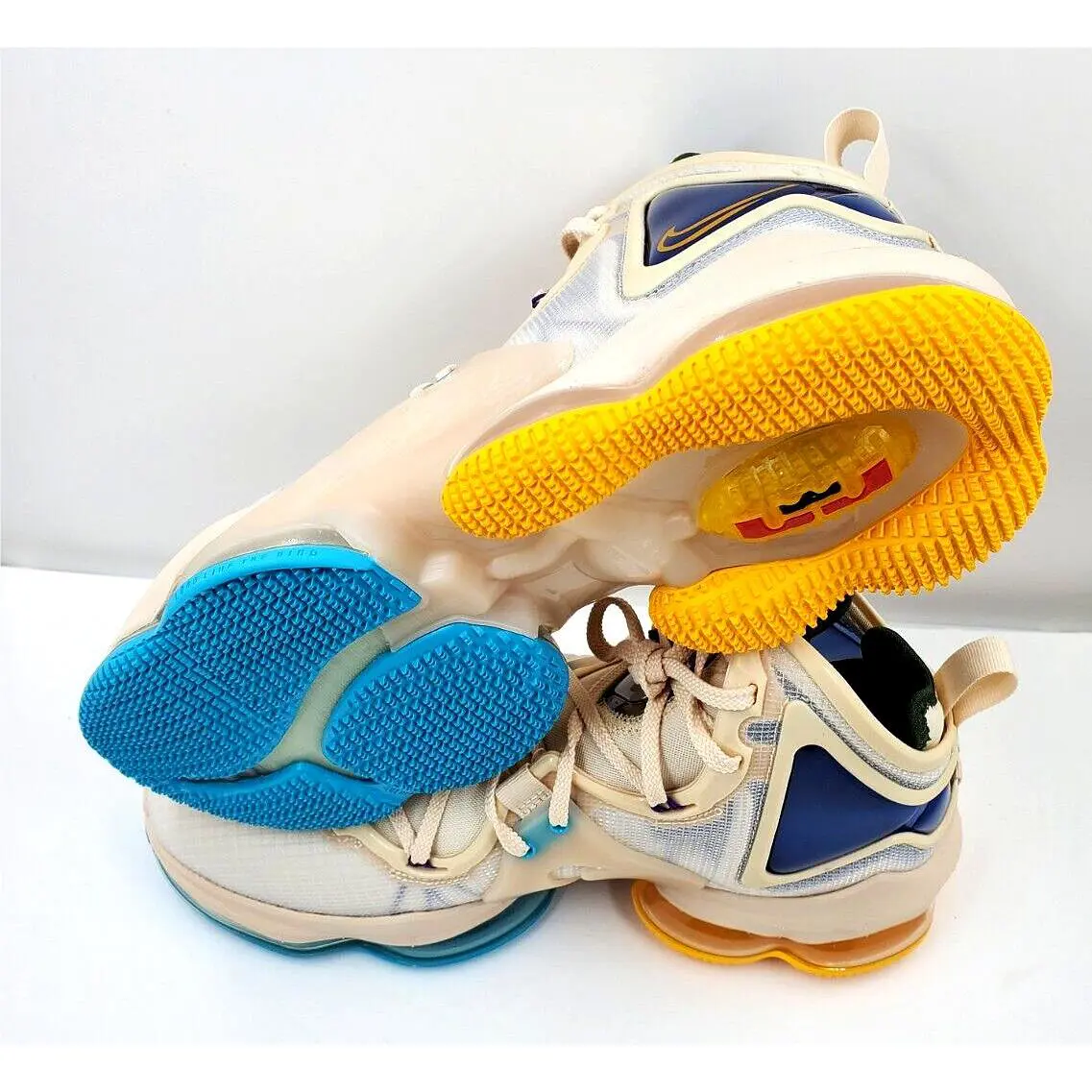 Nike shoes - Nike LeBron 19 - LeBron - DC9339-200 - White, Manufacturer: Pearl White etc 8