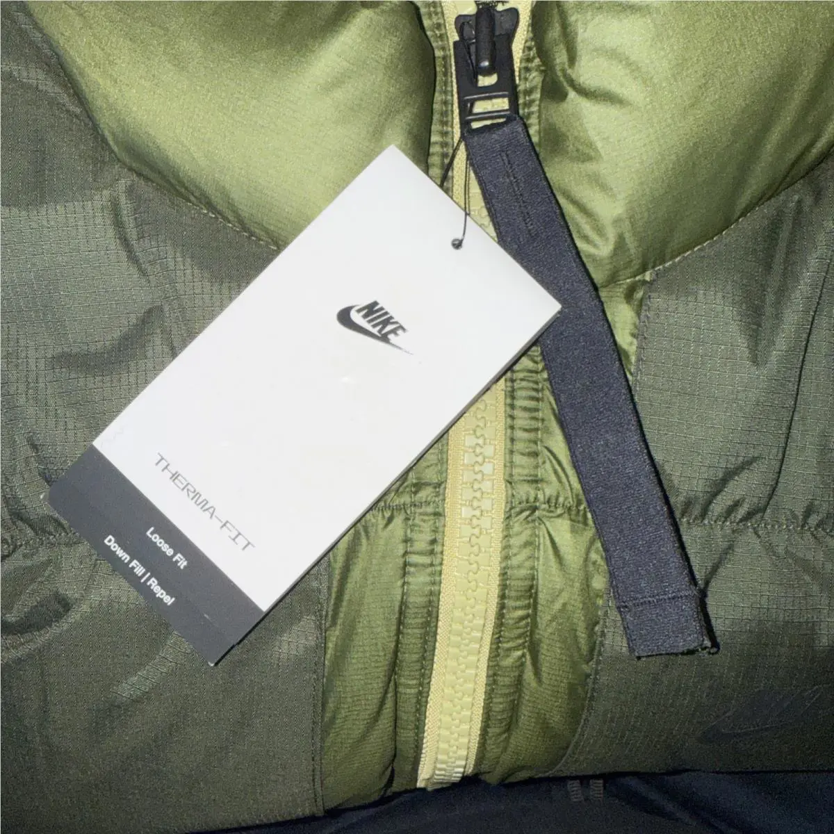 Nike clothing - Nike Repel City - Repel City - Green (UPC: 195239086519) 14