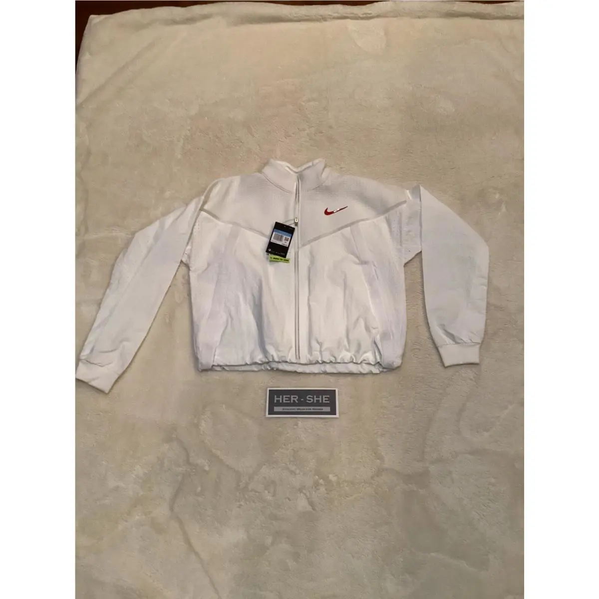 Nike clothing - White 1