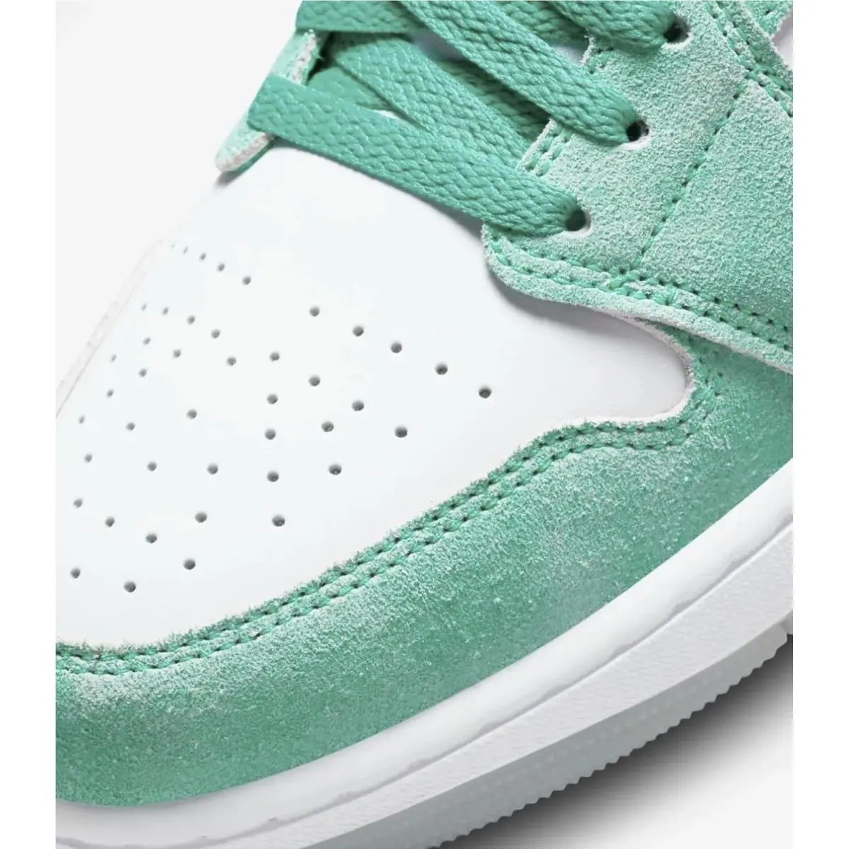 Nike shoes - Air Jordan 1 Low SE - DN3705-301 - Green (UPC: 196148834499) 1