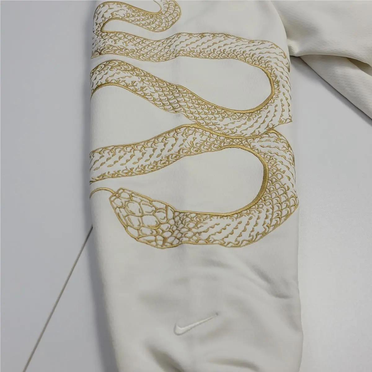 Nike clothing - HQ4697-133 - HQ4697-133 - Beige 4